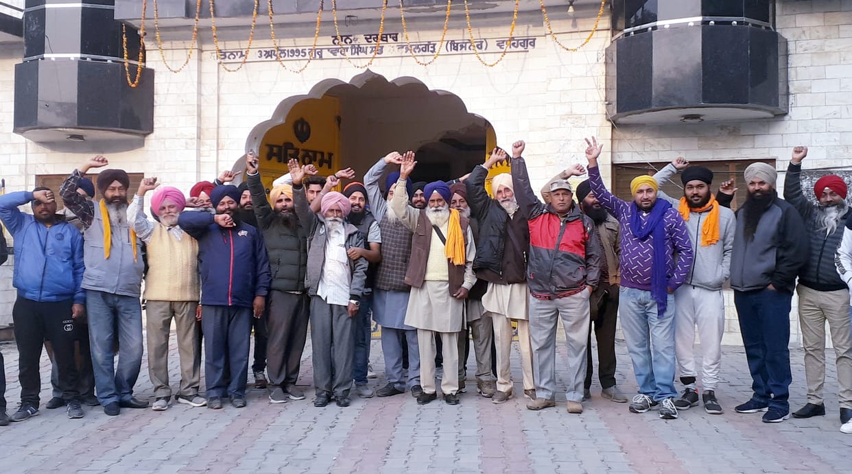 Bakiu's fourth team leaves for Delhi