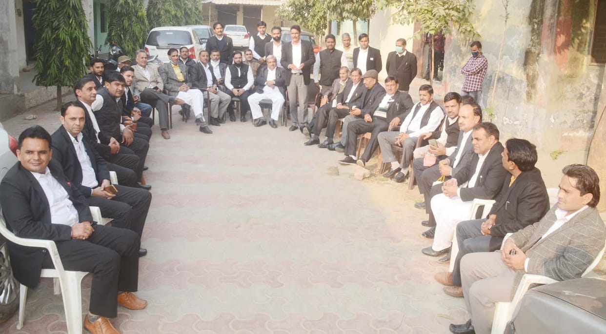 Advocates said that BJP government should withdraw black law