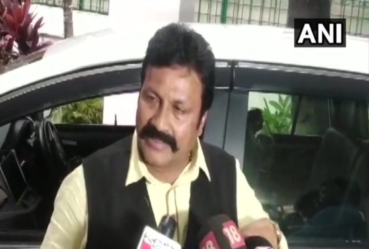Karnataka Agriculture Minister BC Patil says I spoke about farmers should not commit suicide therefore there is no question of apology