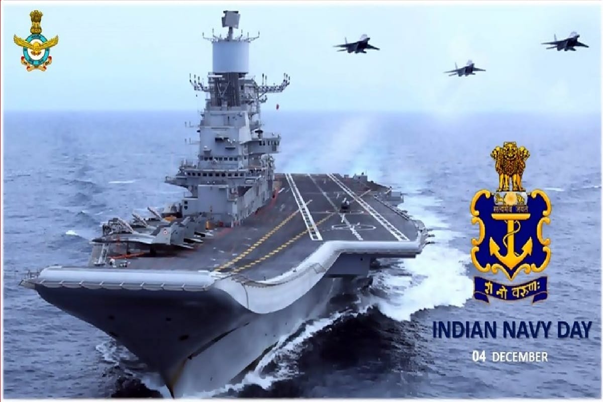 INS Shivaji gets Vir Chakra of late Vice-Admiral Chowdhury after 52 years of India-pakistan war