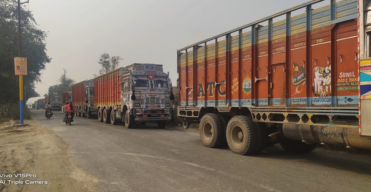 Operation of overload vehicles is jammed
