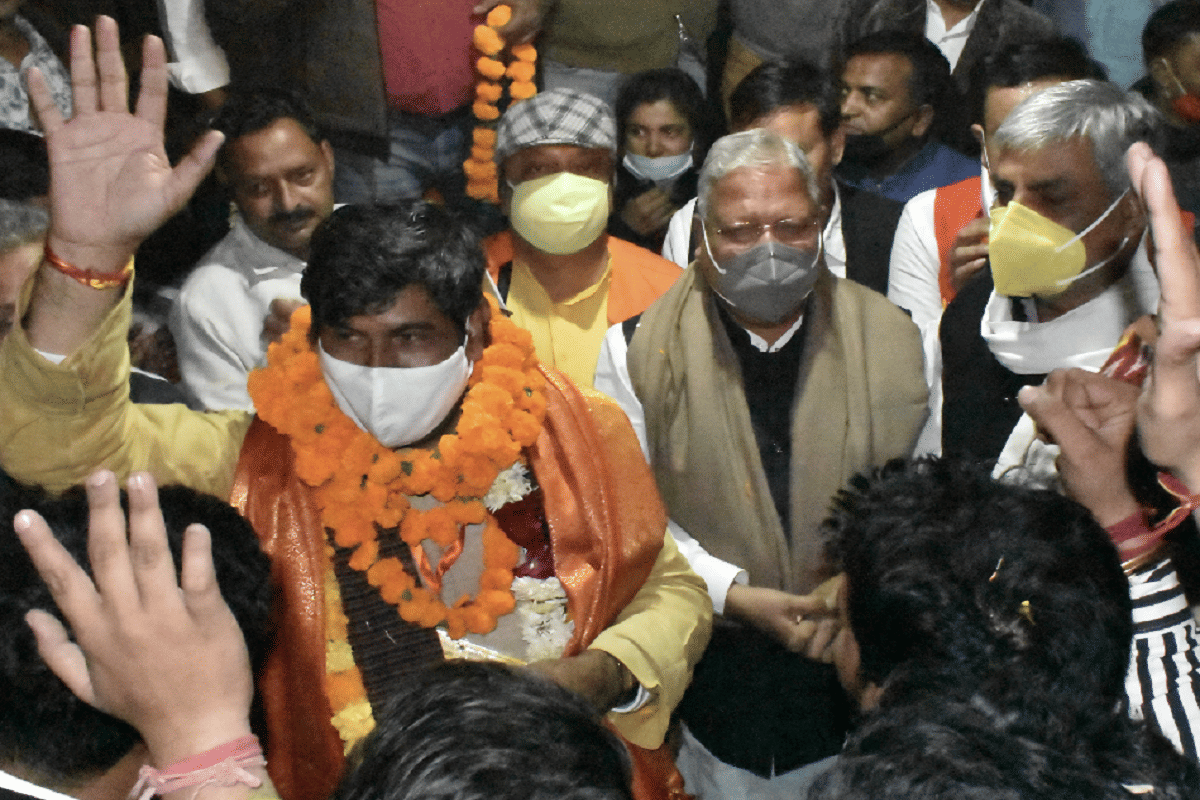 MLC Election Uttar Pradesh: Teacher unions have suffered a major setback with the defeat of Om Prakash Sharma