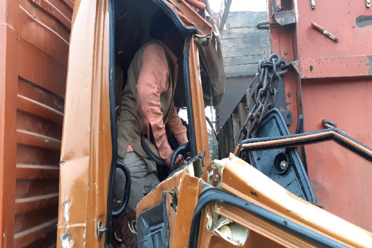 One died and two injured in road accident at Meerut