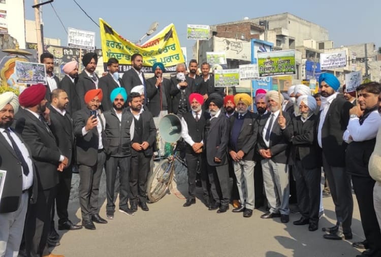 Panchayats of Punjab supported the Kisan Andolan