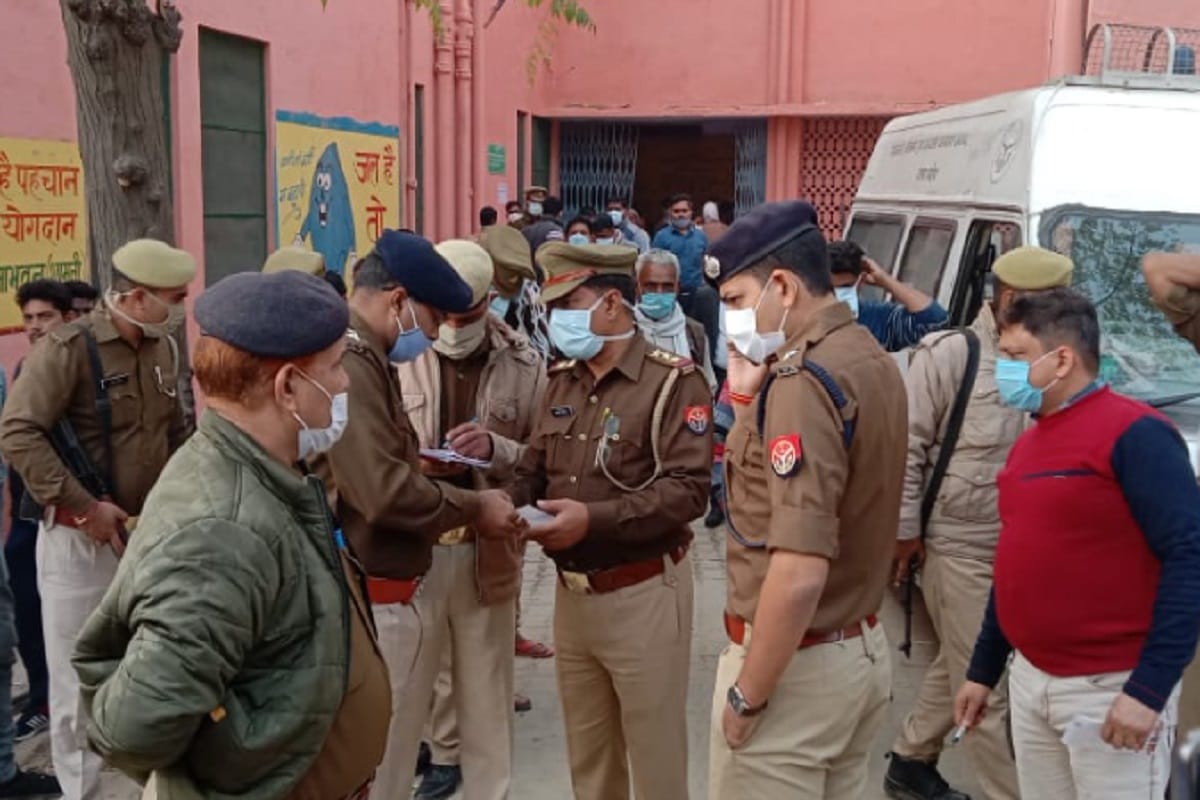 Accident in Shamli and three child has died and five injured including a woman