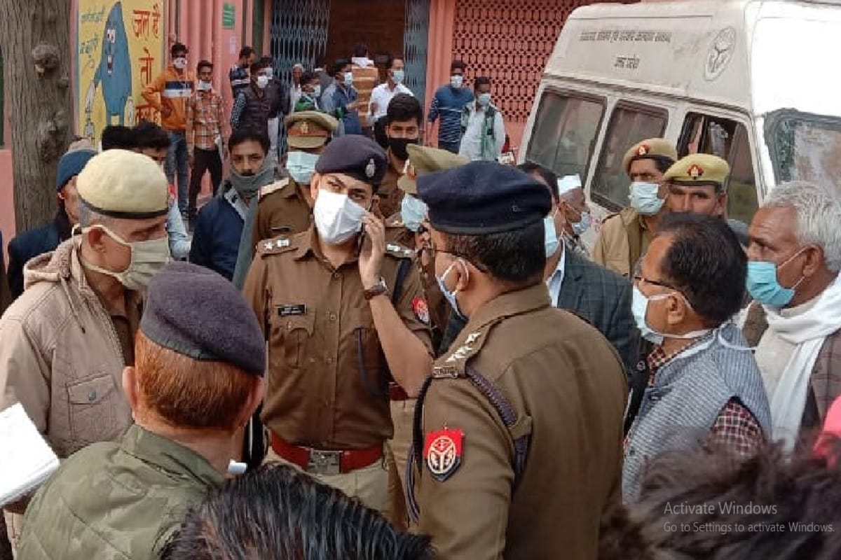 Accident due to break fail of bus in Shamli and three children died