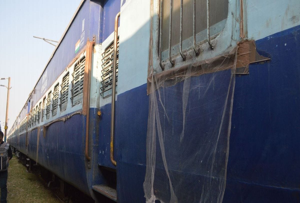 Agra Isolation Train Coaches News: not a single patient admitted in the isolation train coaches in agra