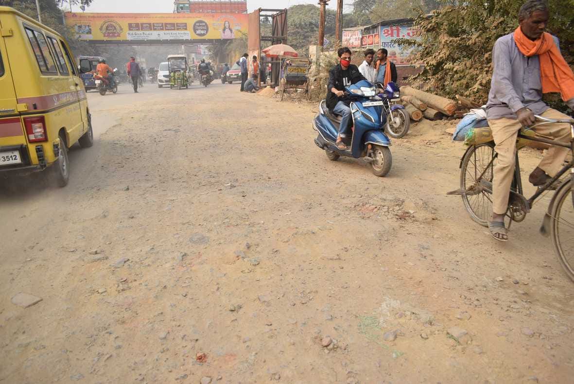 Roads are being broken for laying sewer lines, do not worry about construction