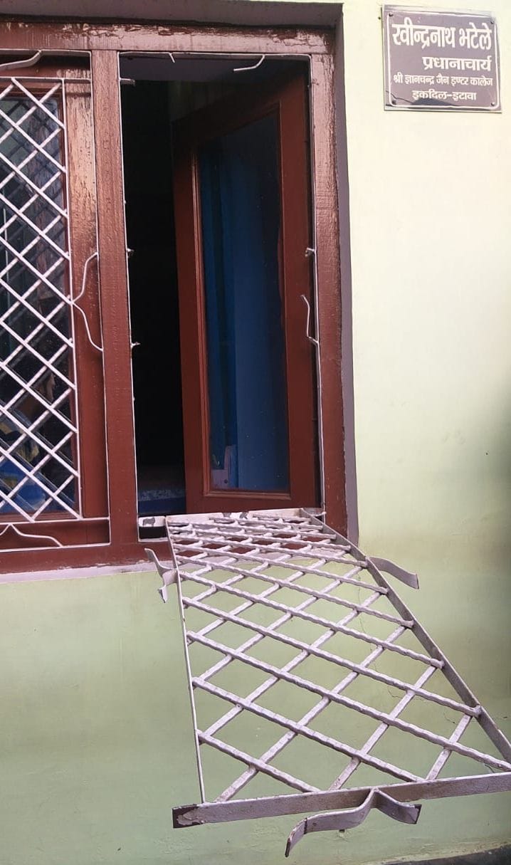 hajaro ki chori