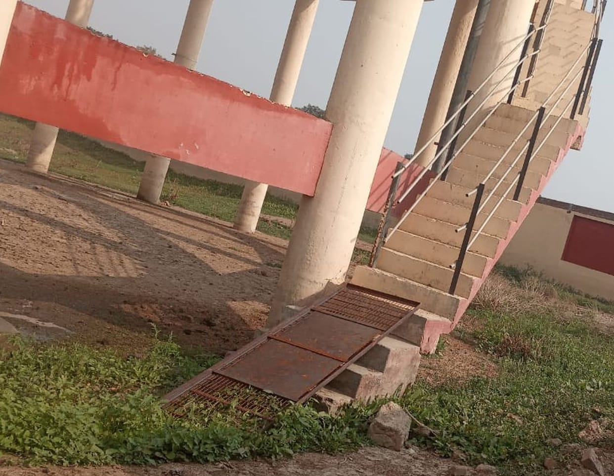 Dislodged tanks