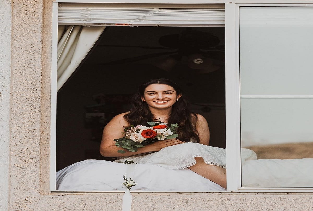 bride became coronavirus positive 3 days before the wedding then gets married in safe tangled pics goes viral