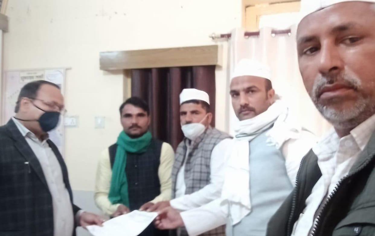 Bhakiyu Tomar submitted memorandum to SDM