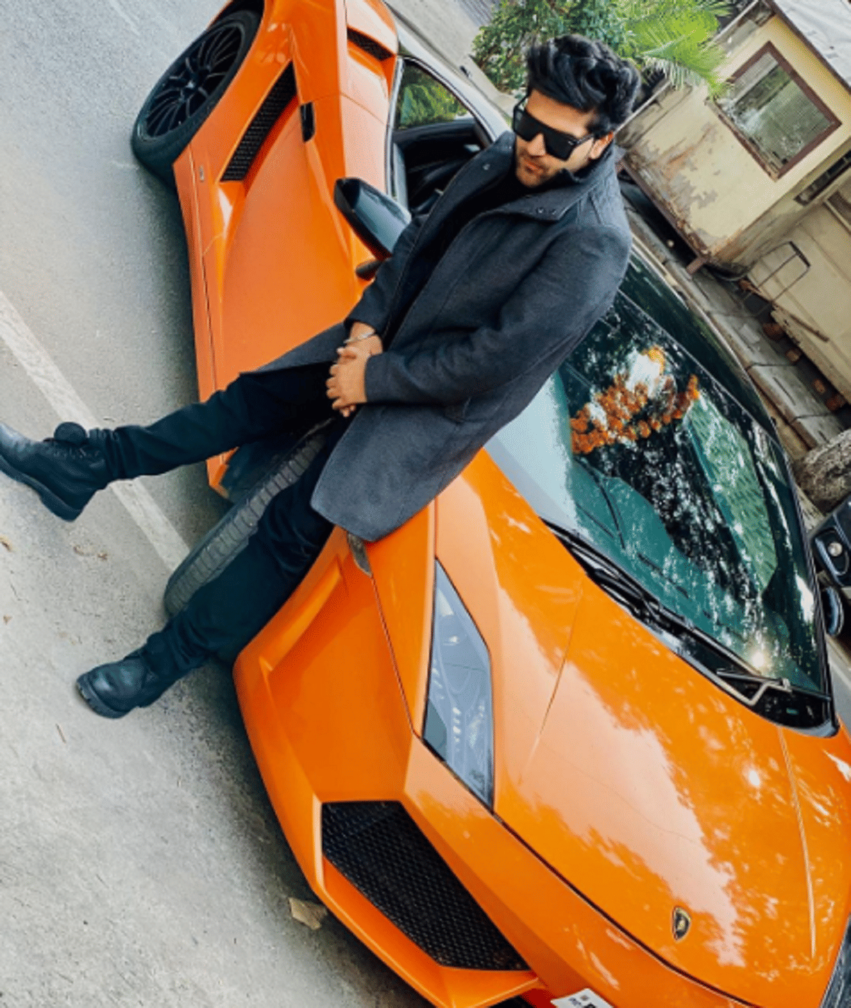Singer Guru Randhawa Impressive body transformation See In Pics