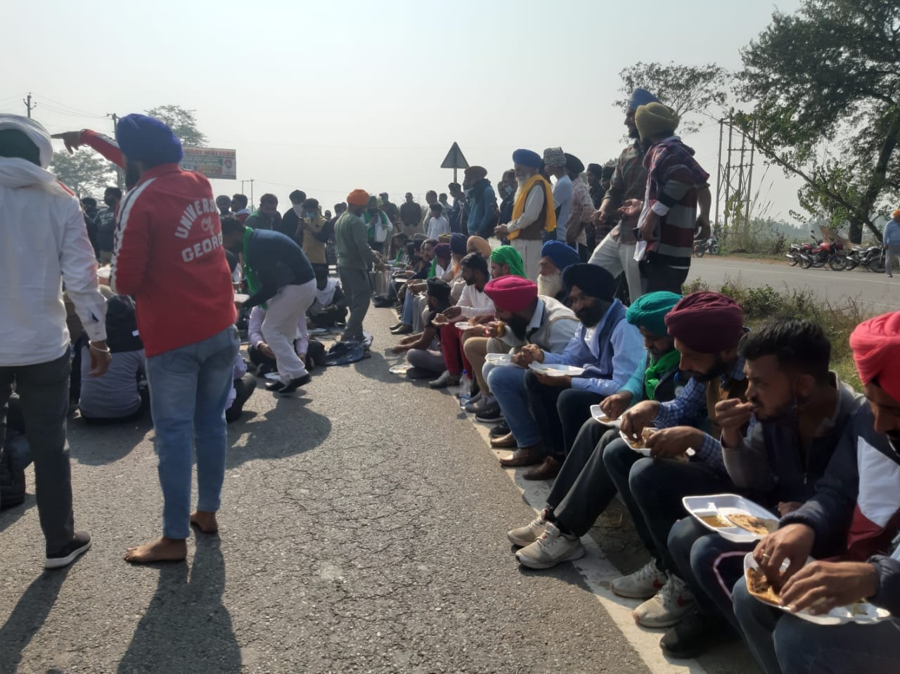Kisan Andolan News: uttarakhand Farmers go delhi for protest police stop them protest starts in sitarganj