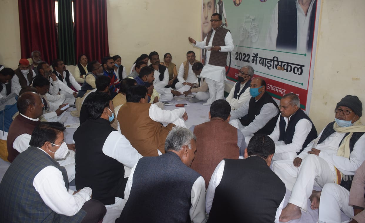 Government handing over land to farmers, handed over to capitalists: Durga Prasad