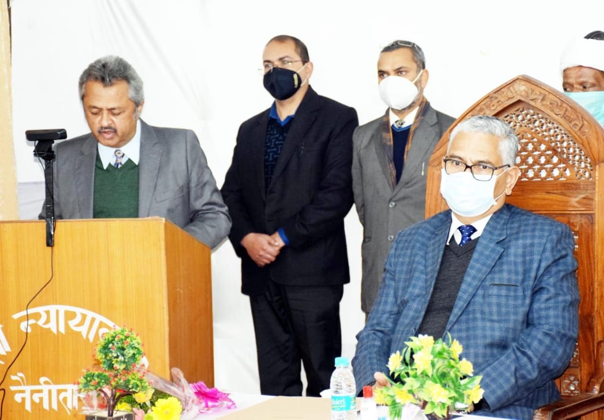 Computer training given to advocates of courts in all 13 districts, caretaker CJ inaugurated, said lawyers need complete computer knowledge