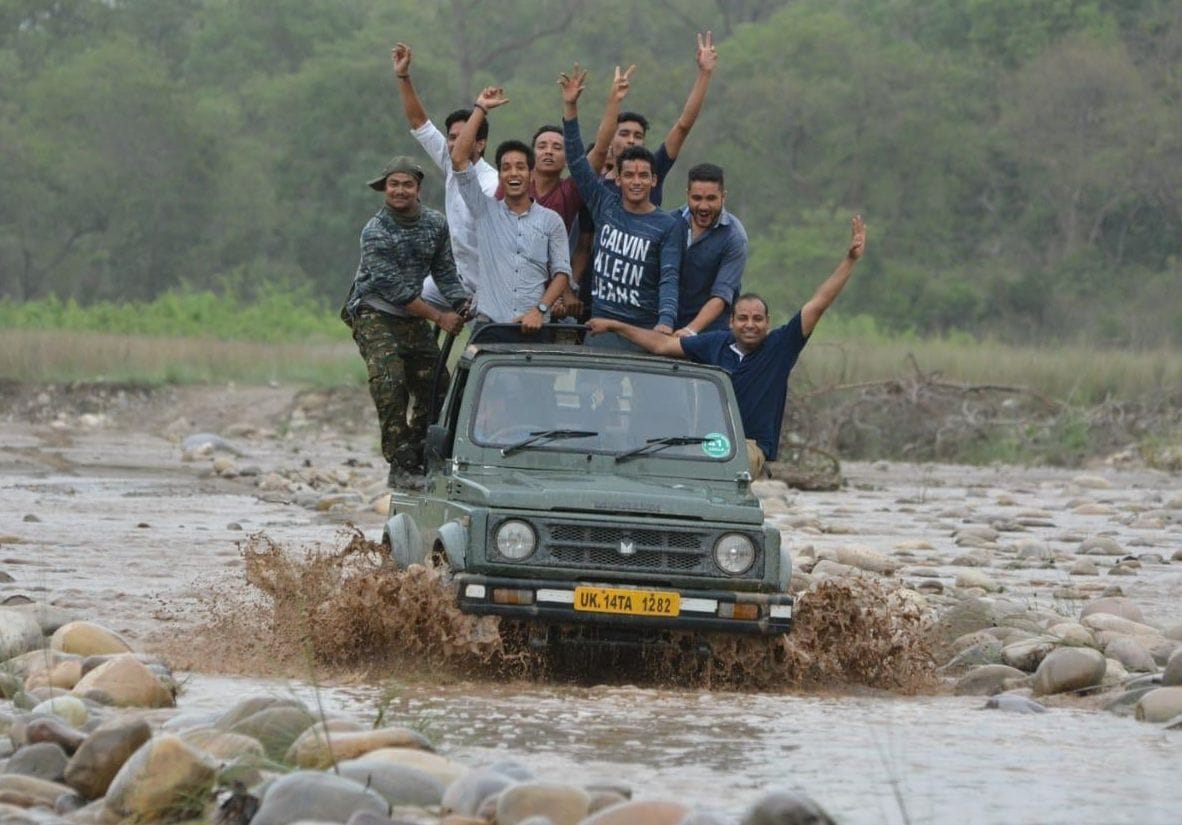 Uttarakhand Latest News: Tourist Rush in Rajaji National Park on Weekend