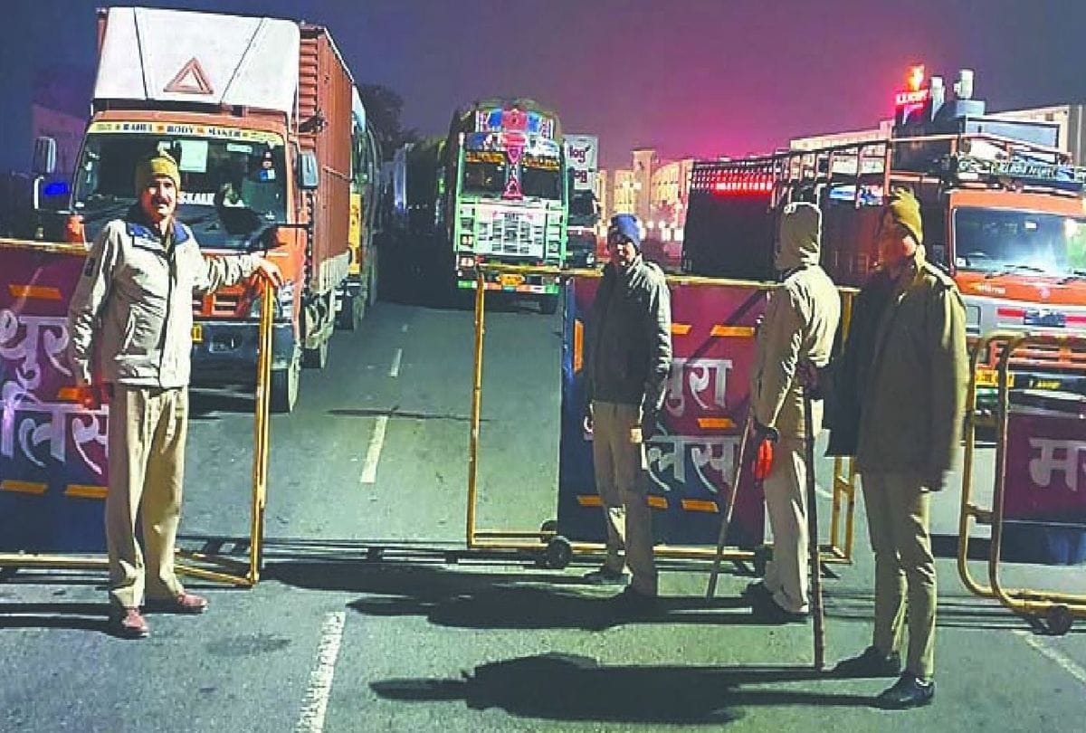 farmers protest latest updates: traffic jam on delhi agra highway in mathura