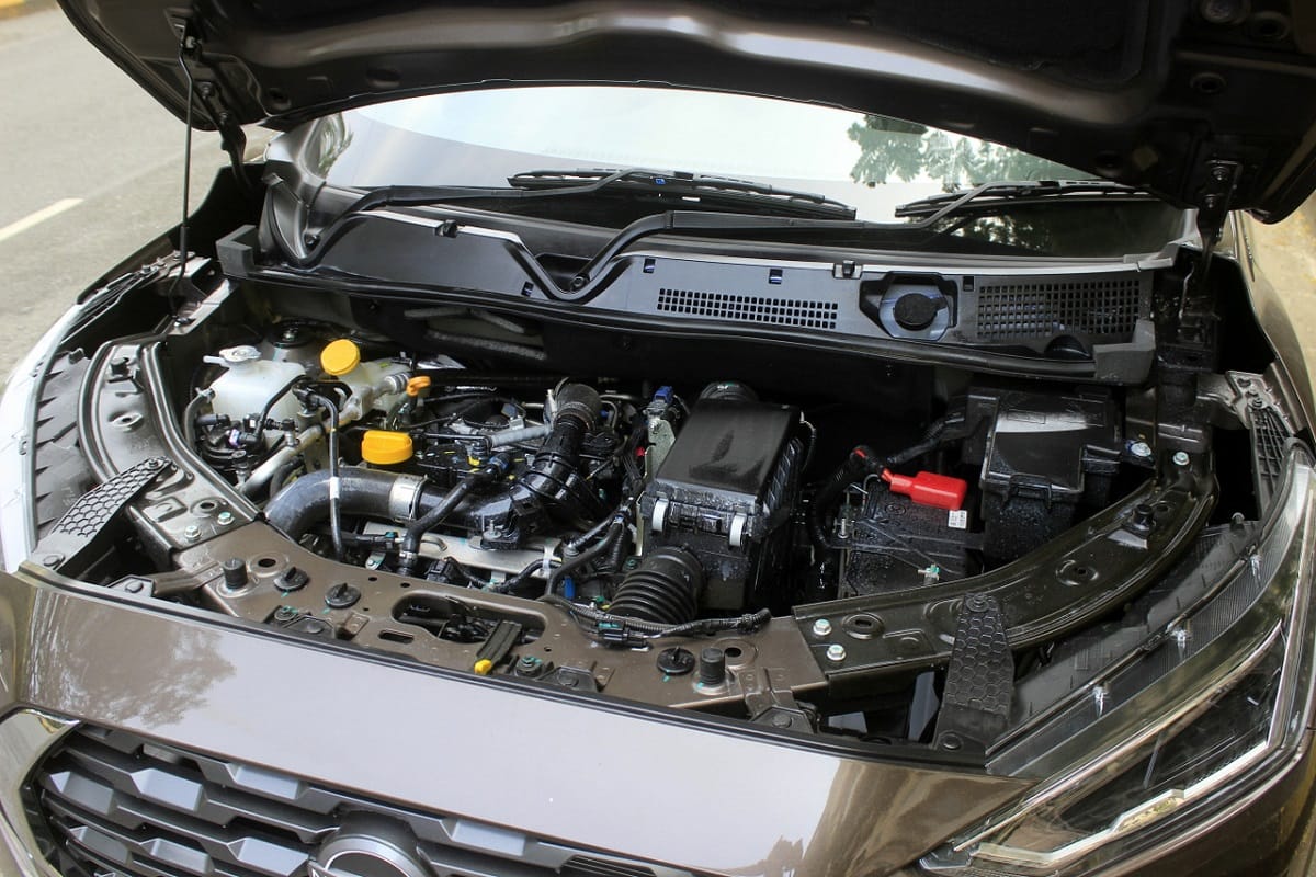 Subcompact SUV Nissan Magnite base variant XE features, Price starting from Rs 4.99 lakh