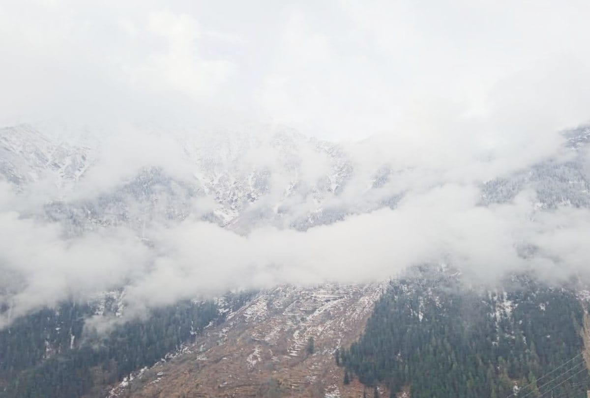 weather today: Snowfall on the high peaks of Himachal including the North Portal of Atal Tunnel, see spectacular photos