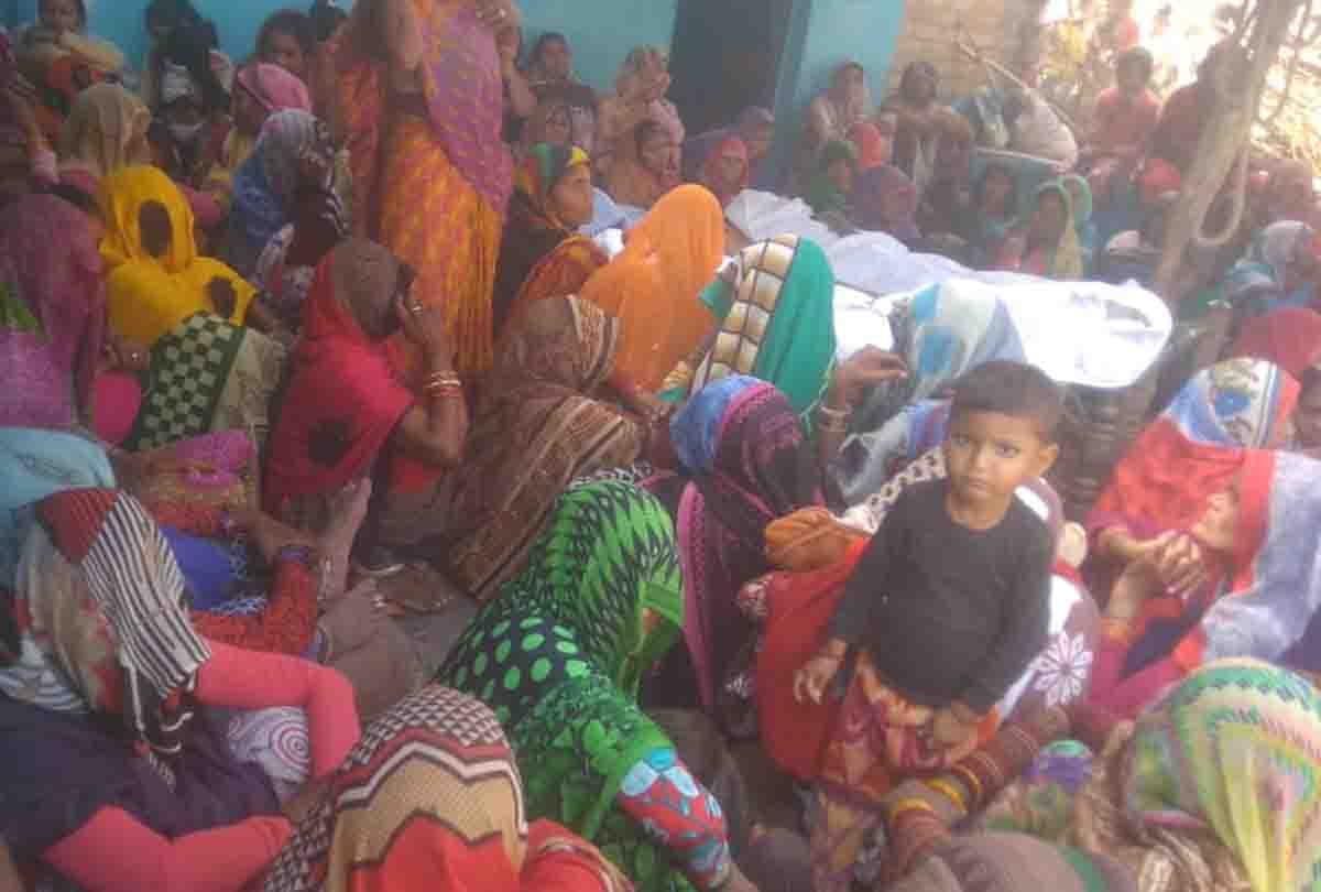 silence of death after seeing seven dead bodies reached in village, not a single hearth burnt in the edge of tears