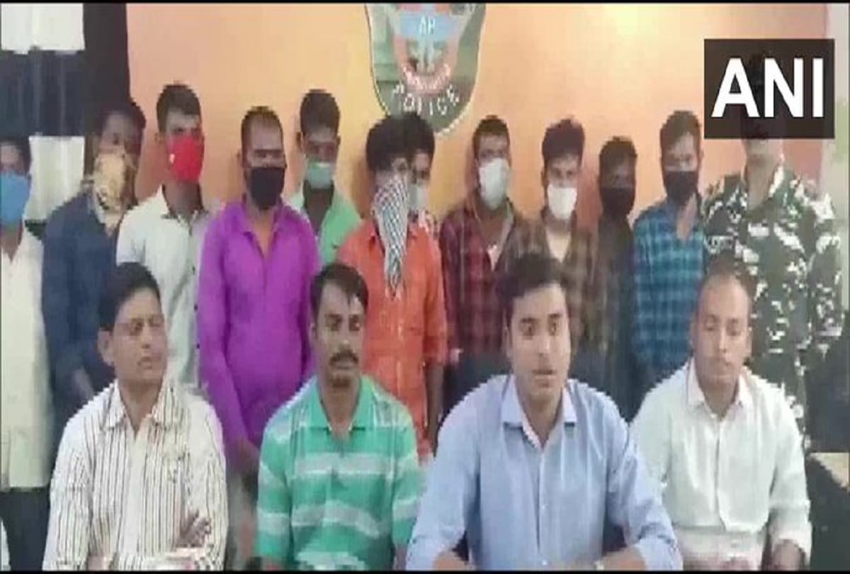 Twelve Naxals surrendered before Chintapalli ASP Vidya Sagar Naidu in Visakhapatnam