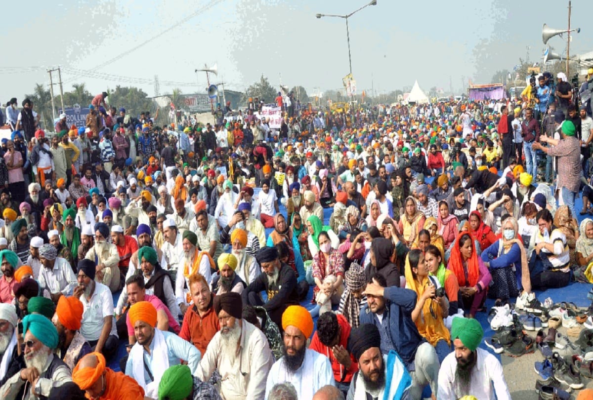 Farmers protest continues on Singhu Tikri Chilla and Delhi Ghaziabad borders all day update