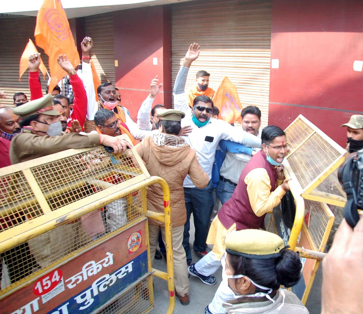 Police rebuked for stopping Kranti Sena workers