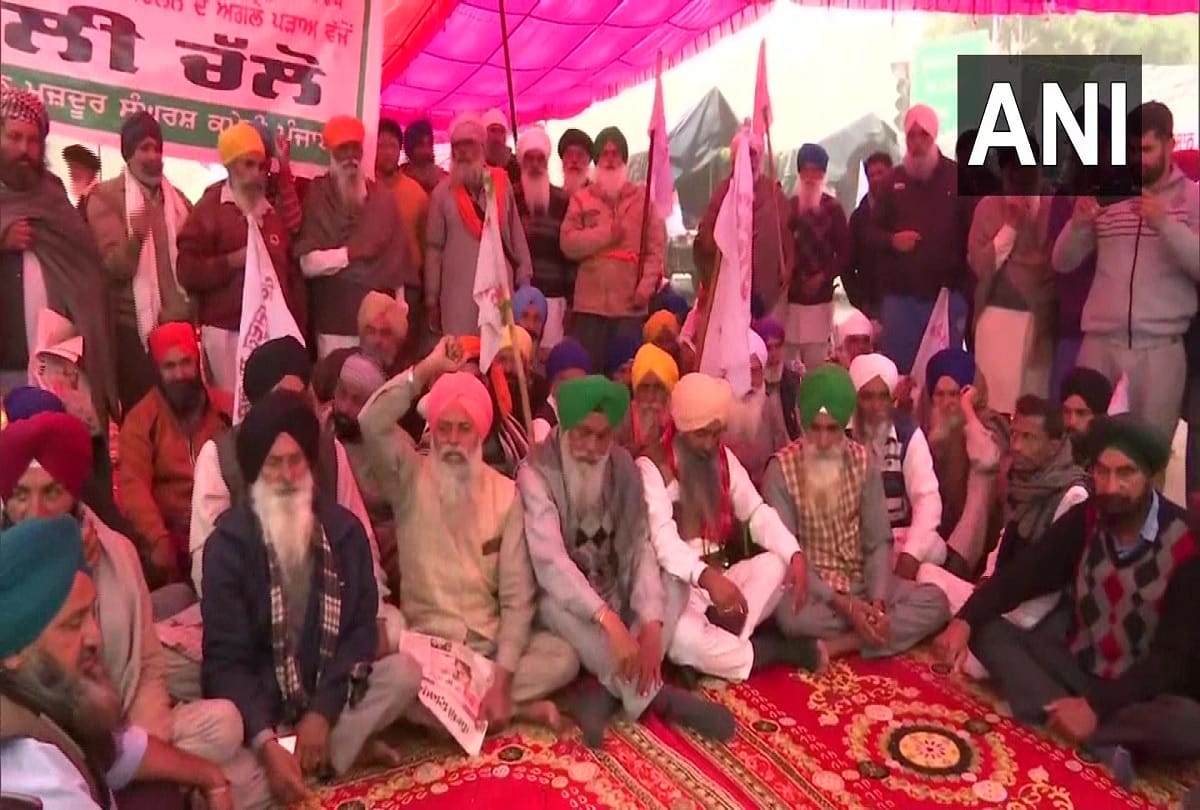 farmer leaders said, No one should be forced to stop Bharat bandh, emergency services allowed
