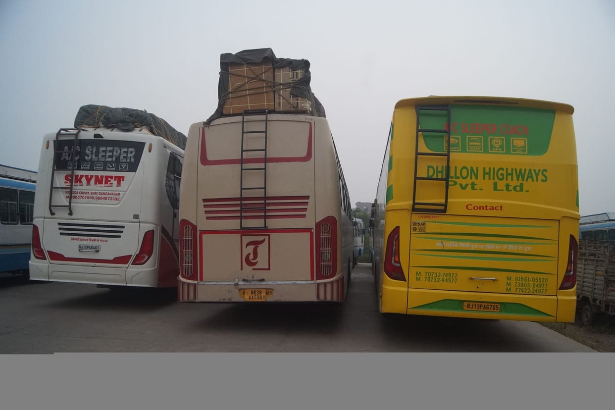RTA and roadways team caught seven illegal vehicles, fined four lakh