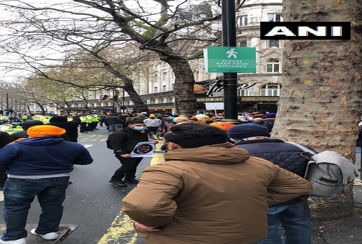 London Police in full force giving protection to Indian High Commission