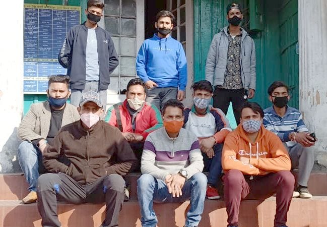 The team of volunteers reached the city police station