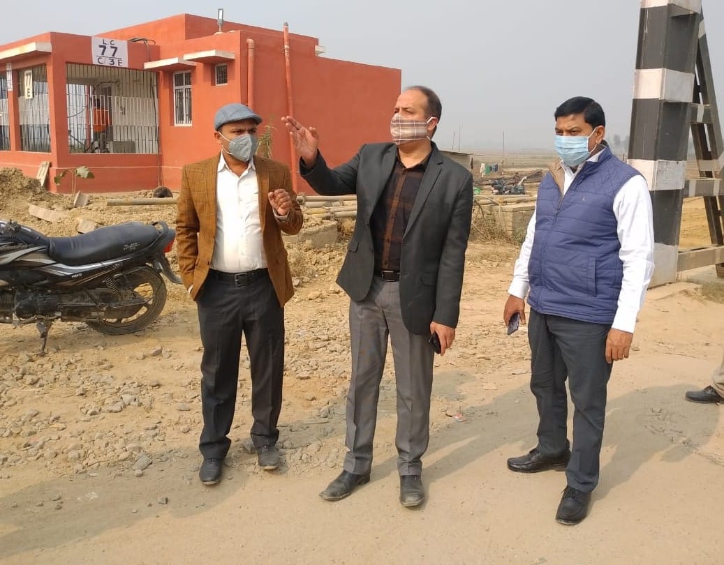Encroachment will widen on Bichhiya railway gate