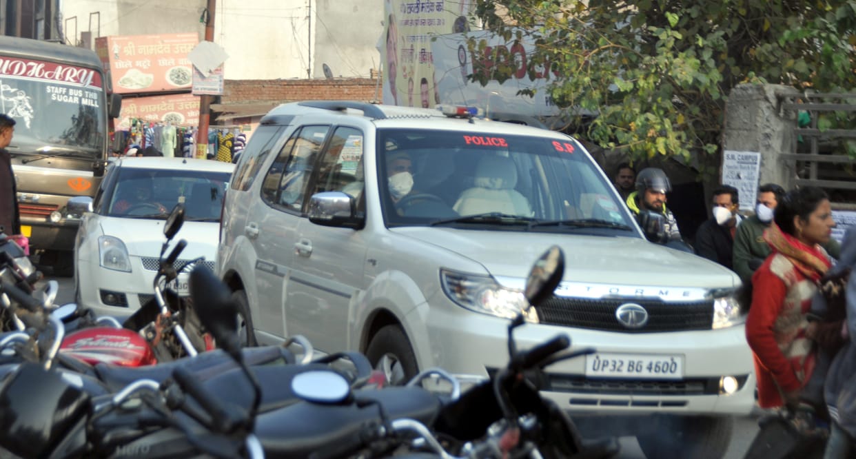 Jam jammed in city, SP's car also stuck