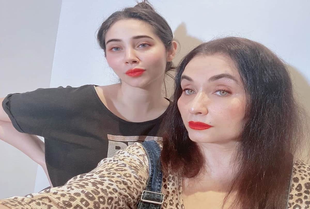 Veteran Actress Salma Agha Daughter Zara Khan Gets Rape Threats On Instagram Complaint Filed