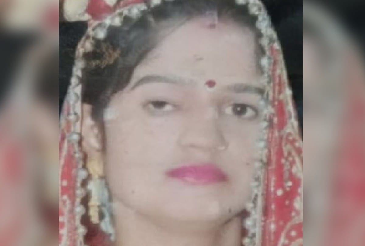 mother and two-year-old son died in agra