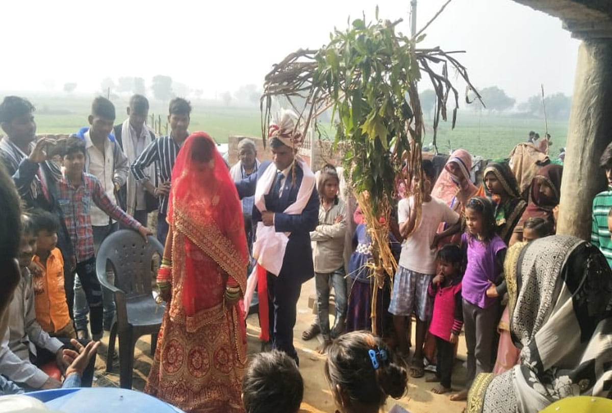 dispute in marriage over photographing in etawah