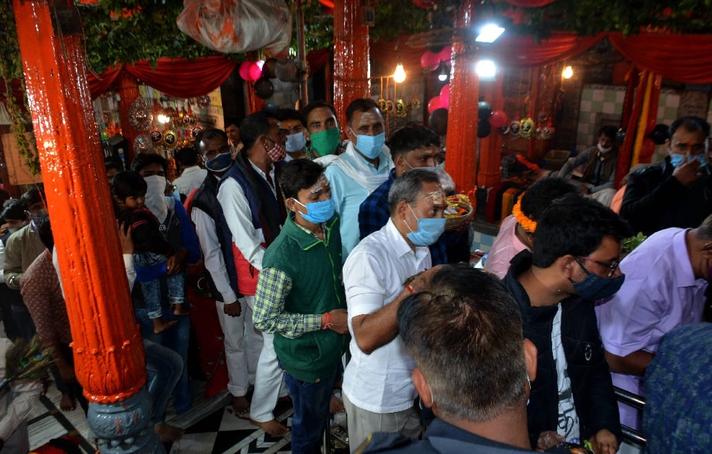 Kotwal of Kashi Baba Kaal bhairav wore uniform of up police pleaded for End of Omicron corona third wave , see photos