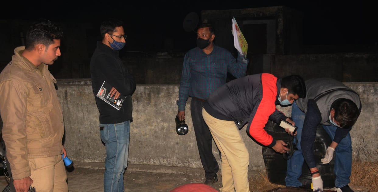 Youth killed in a transaction of 2 lakh