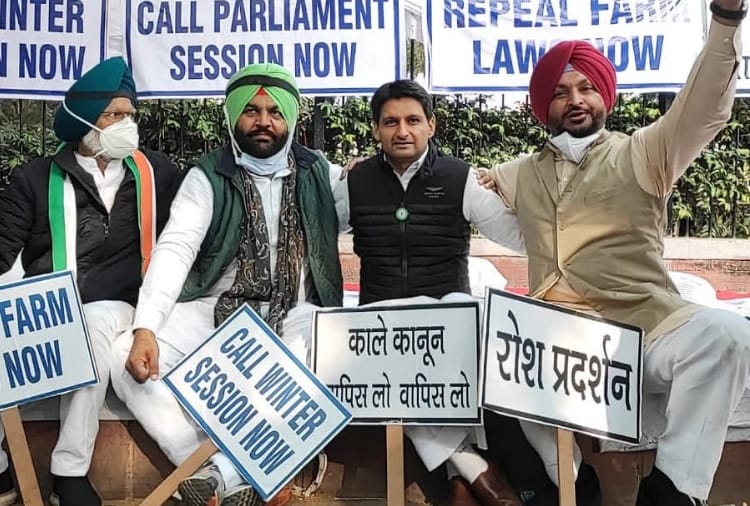 Deepender Singh Hooda again target on union government over Farm Laws
