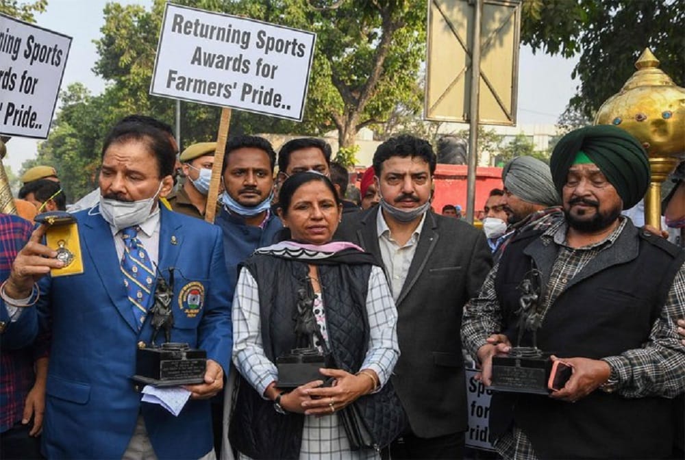 IOA urges athletes to treat awards and farmers issue as two separate things