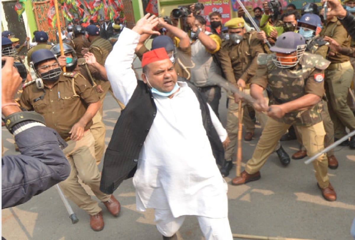 Samajwadi Party struggle for first time in four years see picture