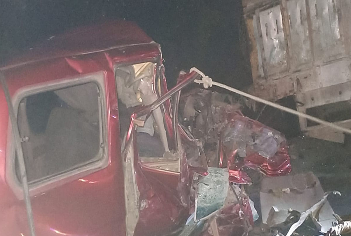 road accident in hardoi, three people died and five injured