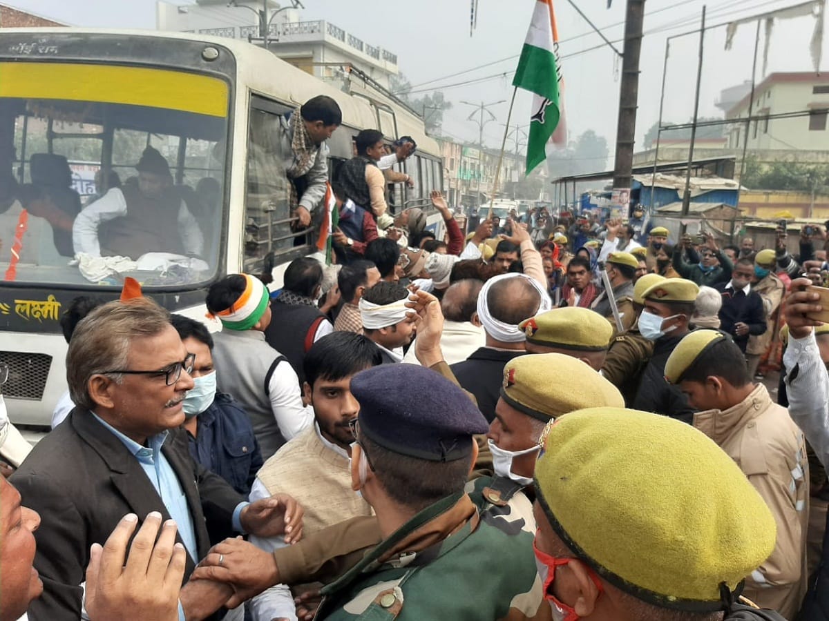 Bharat Bandh purvanchal: no effect of barat bandh in purvanchal district leader house arrest by police