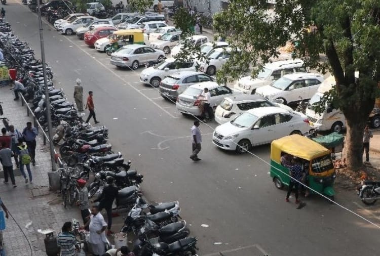 Chandigarh News in Hindi: Chandigarh administration implemented parking policy