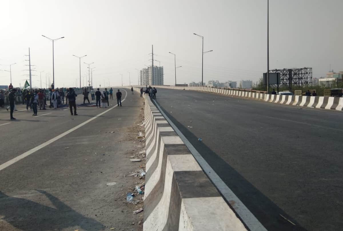 Meerut News: danger of Nilgai on Delhi-Meerut Expressway and see photos
