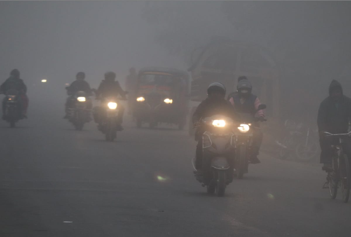 Gorakhpur Cold wave heavy fog weather update news