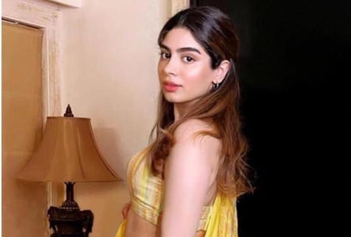khushi kapoor looks vibrant in anita dongre yellow floral motif lehenga