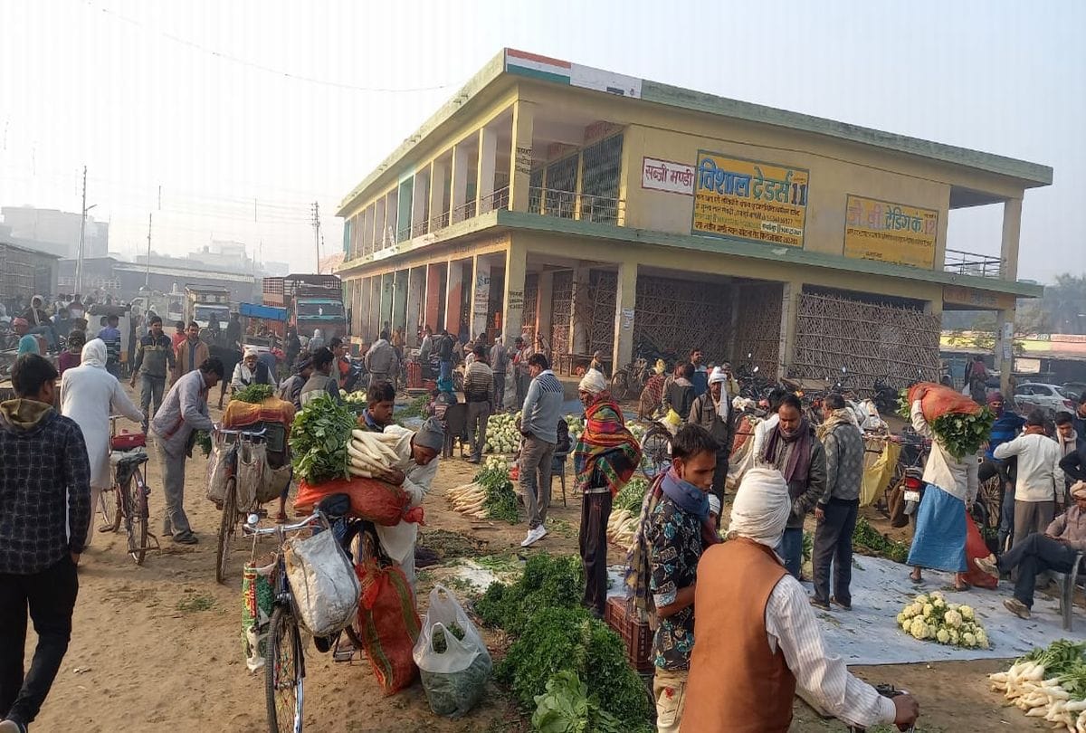 Farmers Protests Bharat Bandh Live Update Police Alert In Braj