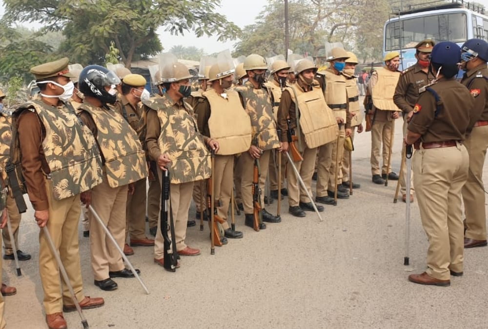 Bharat Bandh Today Live Updates News: Effect of Bharat Band in lucknow and near by districts in Uttar Pradesh